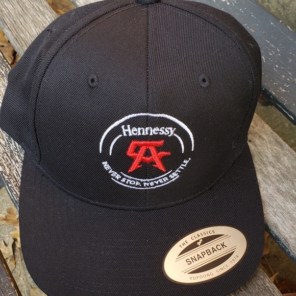 CANELO ALVAREZ SNAPBACK HENNESSY HAT